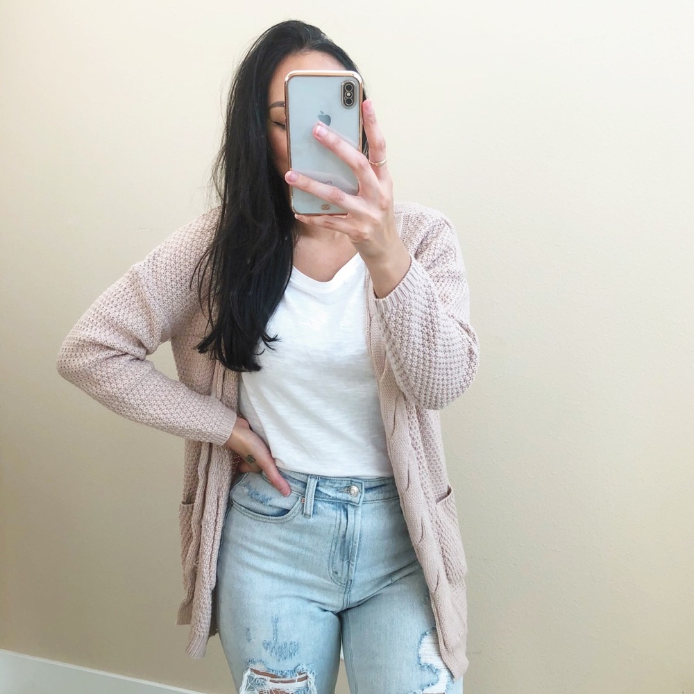 TRALEUBIE Knitted Cardigan with Pockets